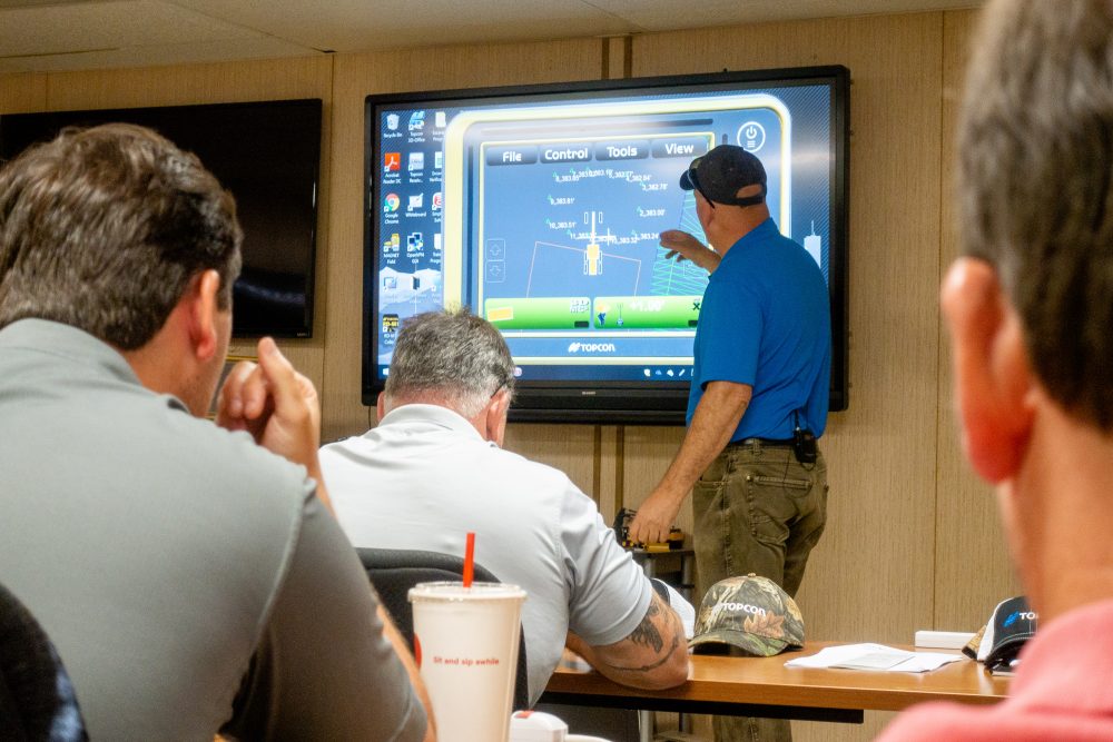 Technology training for construction contractors addresses the need for sharp workers