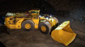 New Cat R2900 Underground Loader improves emissions, cooling and servicing