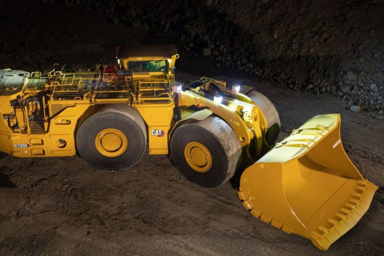 New Cat R2900 Underground Loader improves emissions, cooling and servicing