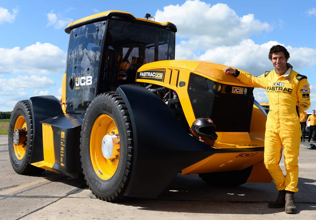 JCB Fastrac Tractor sets new 103.6mph British Speed Record