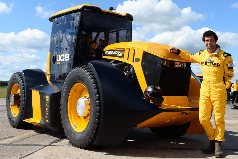 JCB Fastrac Tractor sets new 103.6mph British Speed Record