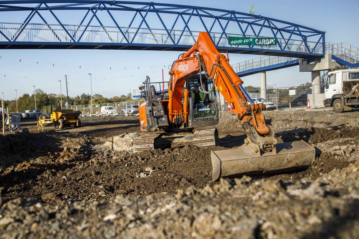 Safety first in Northern Ireland for Hitachi excavators on A6 Dualling Scheme