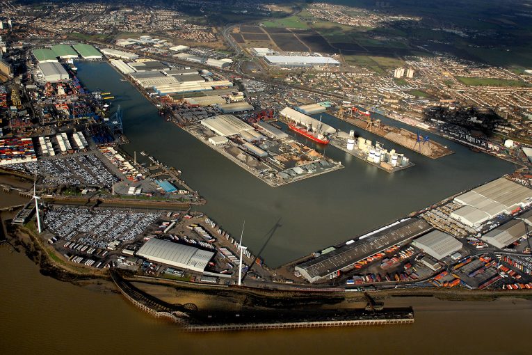 Mabey Hire awarded 300 ton multi-use equipment contract for Port of Tilbury regeneration