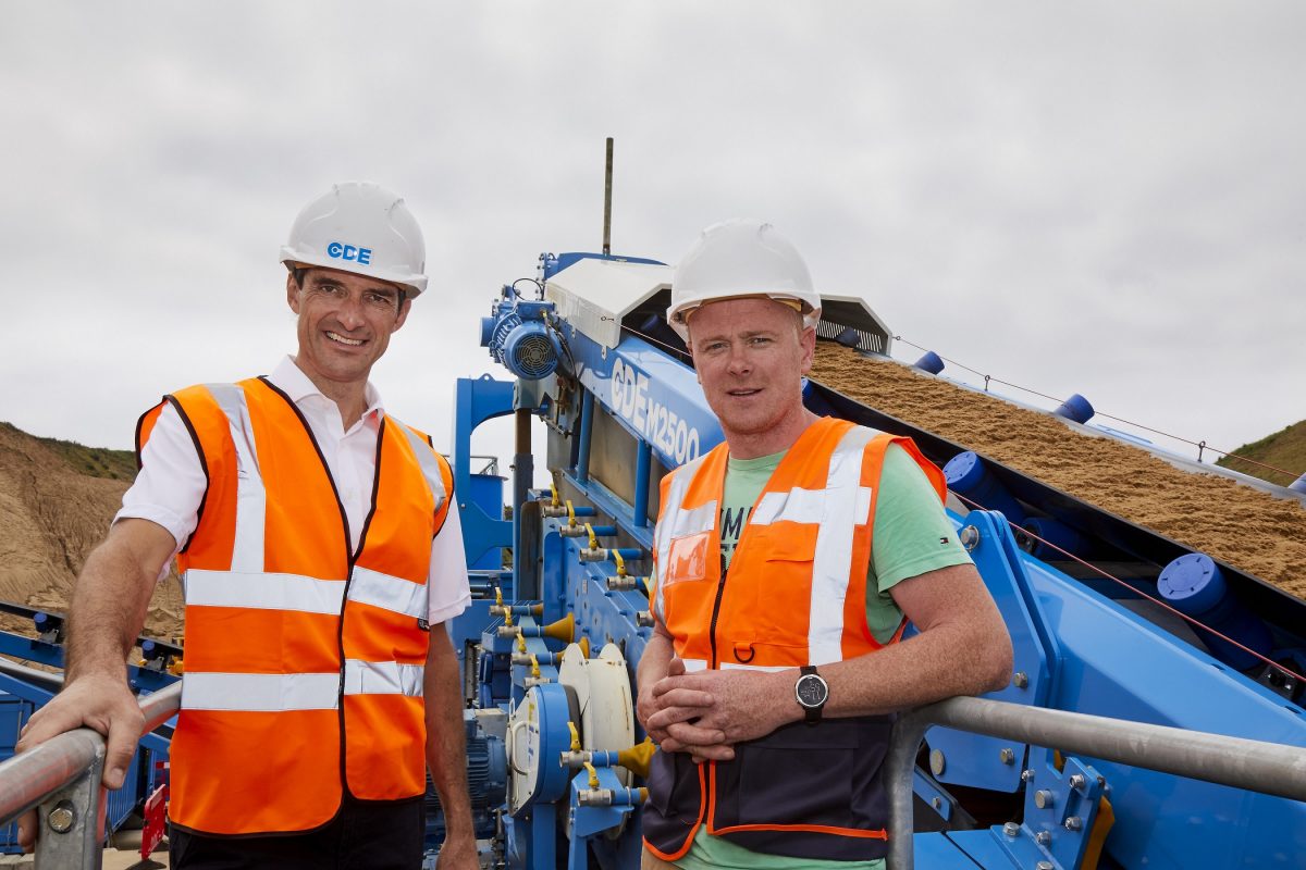 Pictured (L-R) are Enda Ivanoff, Group Business Development Director at CDE and Tony D’Arcy, Director at D’Arcy Sands, at the official opening of the new D’Arcy Sands wet processing plant near Enniscorthy, Wexford.