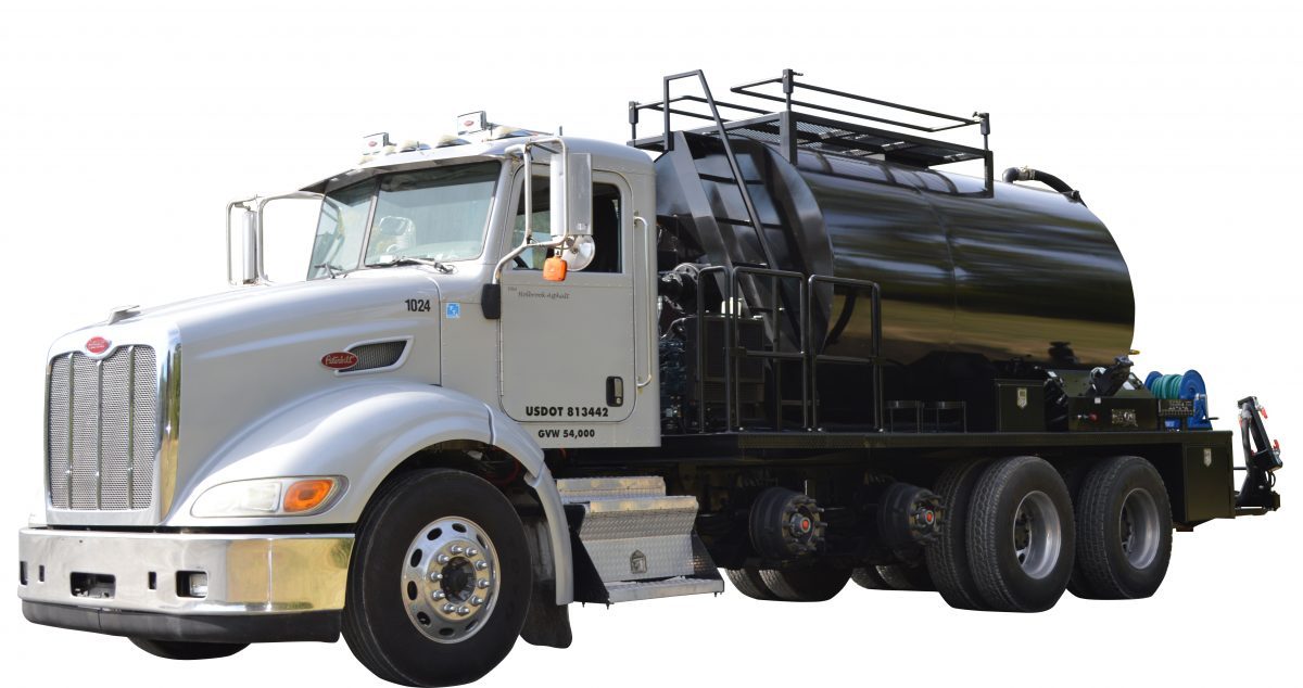 The High-Volume Road Maintenance Vehicle features Neal Manufacturing’s Generation IV pump that delivers infinitely variable outputs from 0-150 gpm and material transfer rates twice that of standard pumps.