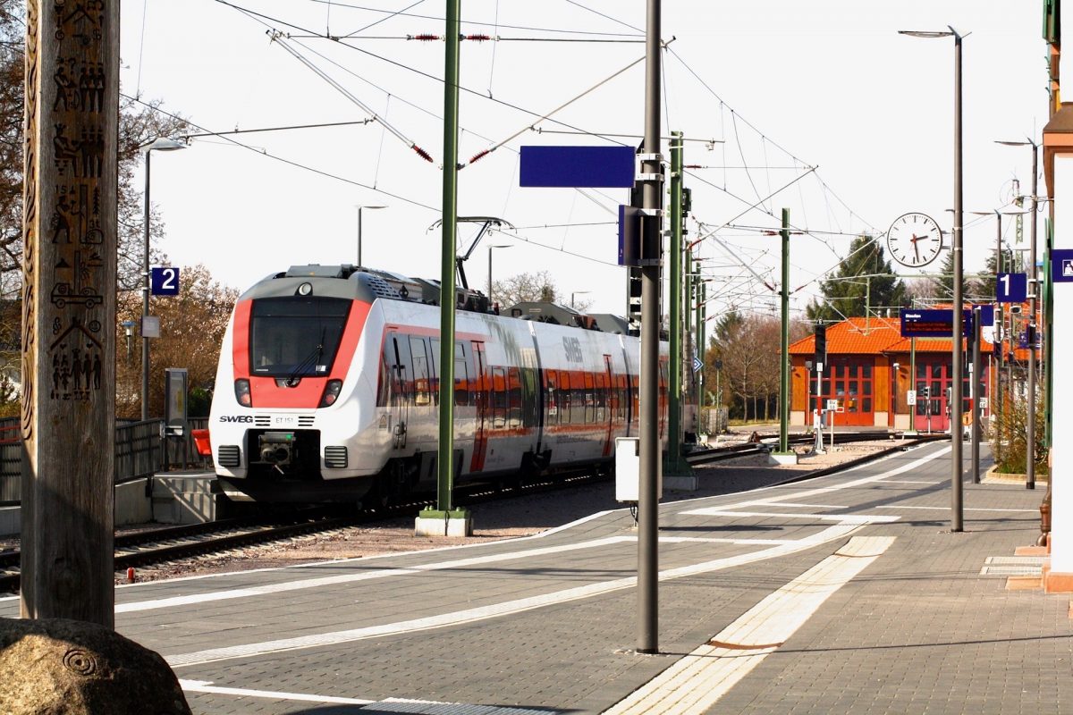 Baden-Württemberg set for 18 new diesel engine trains with financing from KfW IPEX-Bank