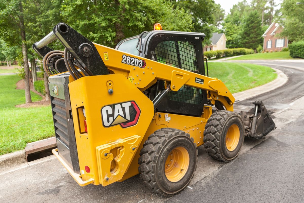 New Caterpillar D3 Series Skid Steer and Compact Track Loaders rolled out