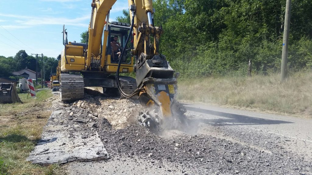 Pipelines, aqueducts and communications are excellent news excavations and trenching