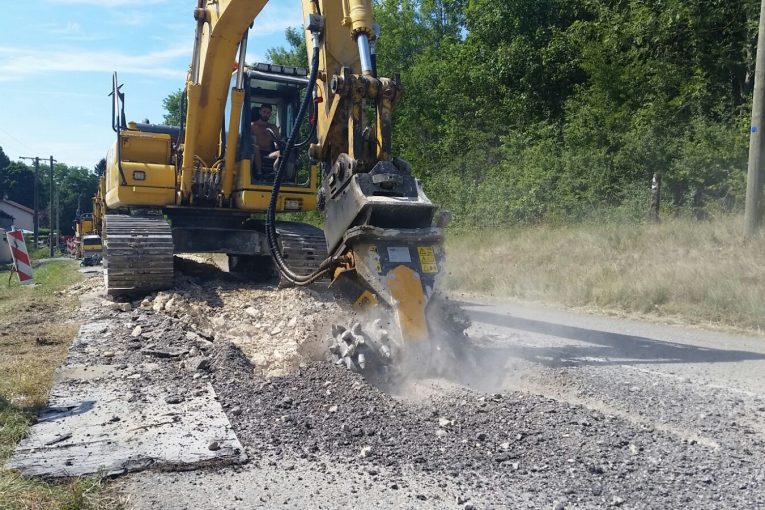 Pipelines, aqueducts and communications are excellent news for excavation and trenching
