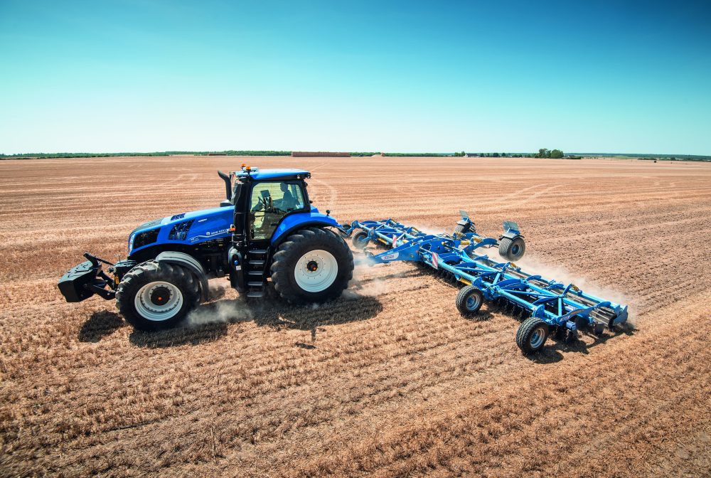 New Holland T8 GENESIS Tractor packs horsepower and PLM Intelligence