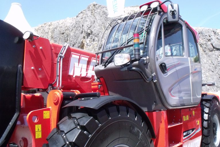 Manitou acquires majority stake in British equipment dealer Mawsley Machinery