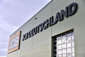 Lord Bamford opens new £50 million JCB Headquarters in Germany