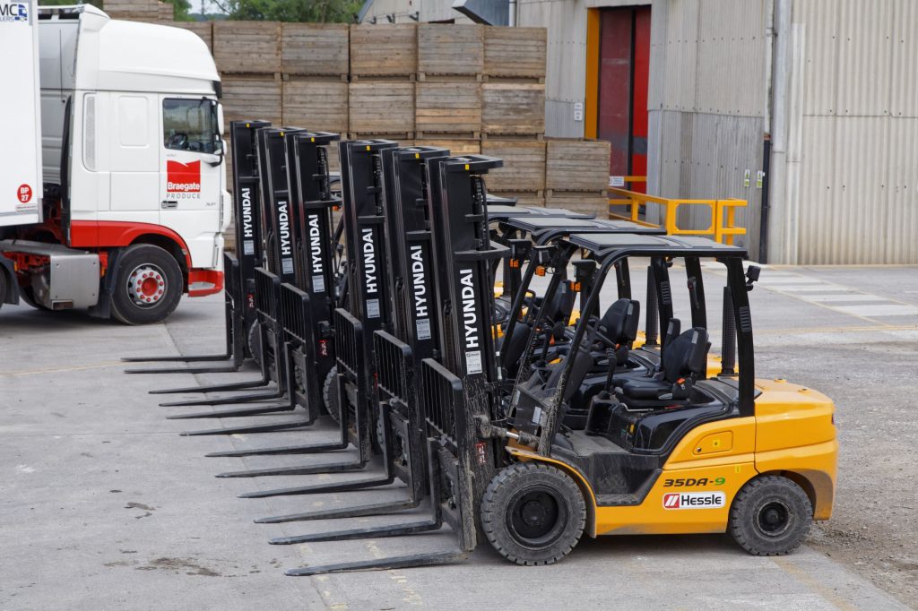Hessle Fork Trucks and Hyundai deliver the potatoes at Braegate Produce