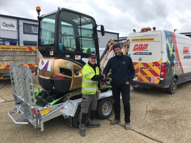 GAP brings Goldie the Glittery Excavator to the market to raise money for charity