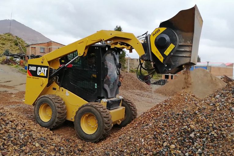 MB Crusher top tips for using skid steers, loaders and backhoe loaders to their fullest