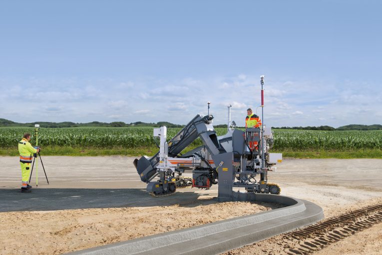 Wirtgen Autopilot 2.0 speeds up Concrete Paving Projects