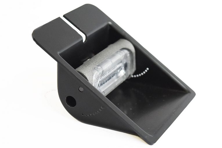 Woodway innovative lighthead mounting solution features nine-angle adjustable screen pod