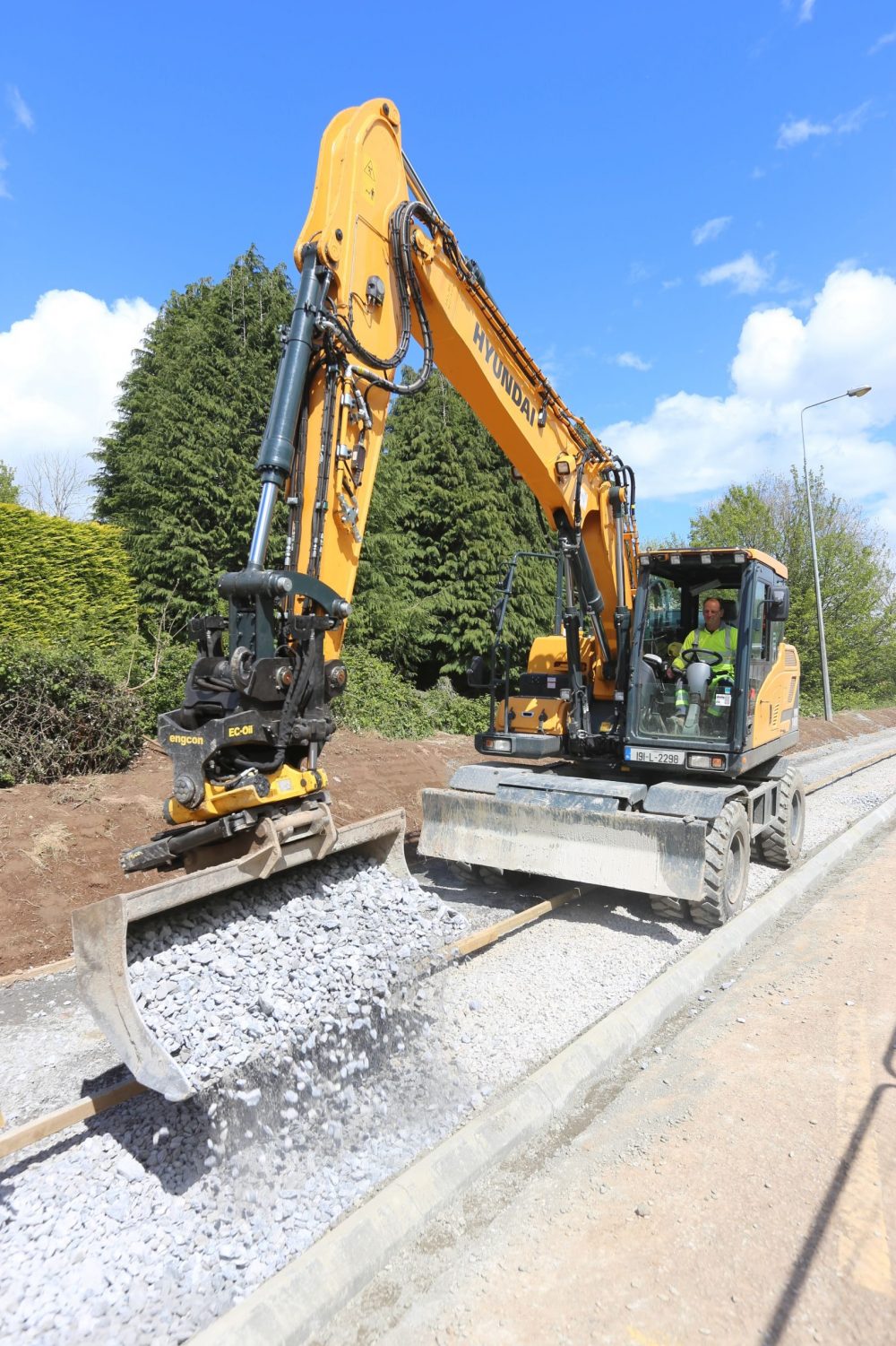 Collins Plant Hire boosts productivity with custom hi-tech Hyundai Excavator