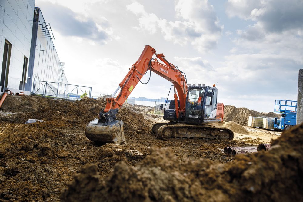 Hitachi Premium Used ZX130LCN-5 Excavator heads to the Czech Republic