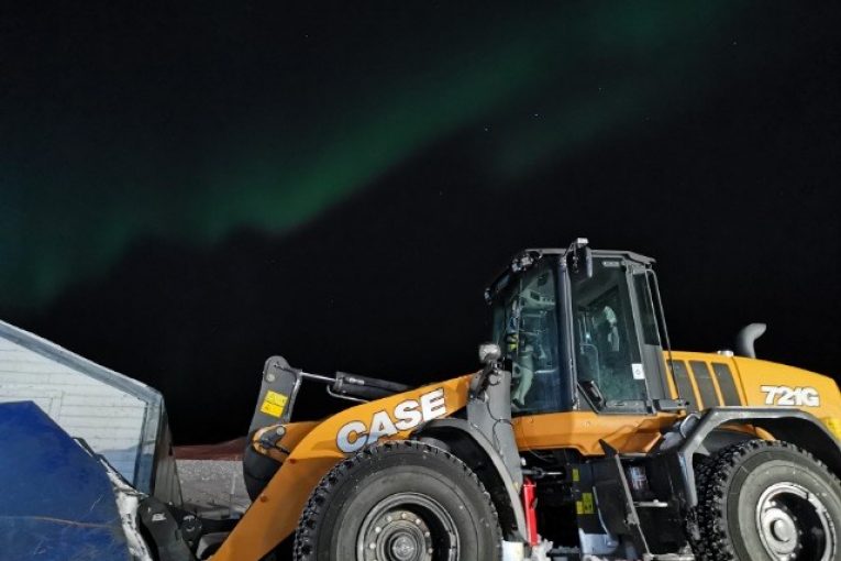 CASE wheel loaders battling the snow in the Arctic Circle