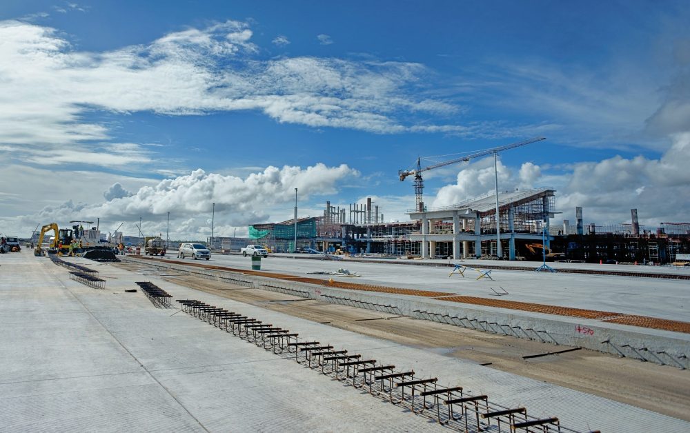 Wirtgen slipform pavers are perfectly suited to a wide range of requirements, and are perfect for producing concrete surfaces with a high degree of precision without using the fixed steel molds so often utilized at airports.