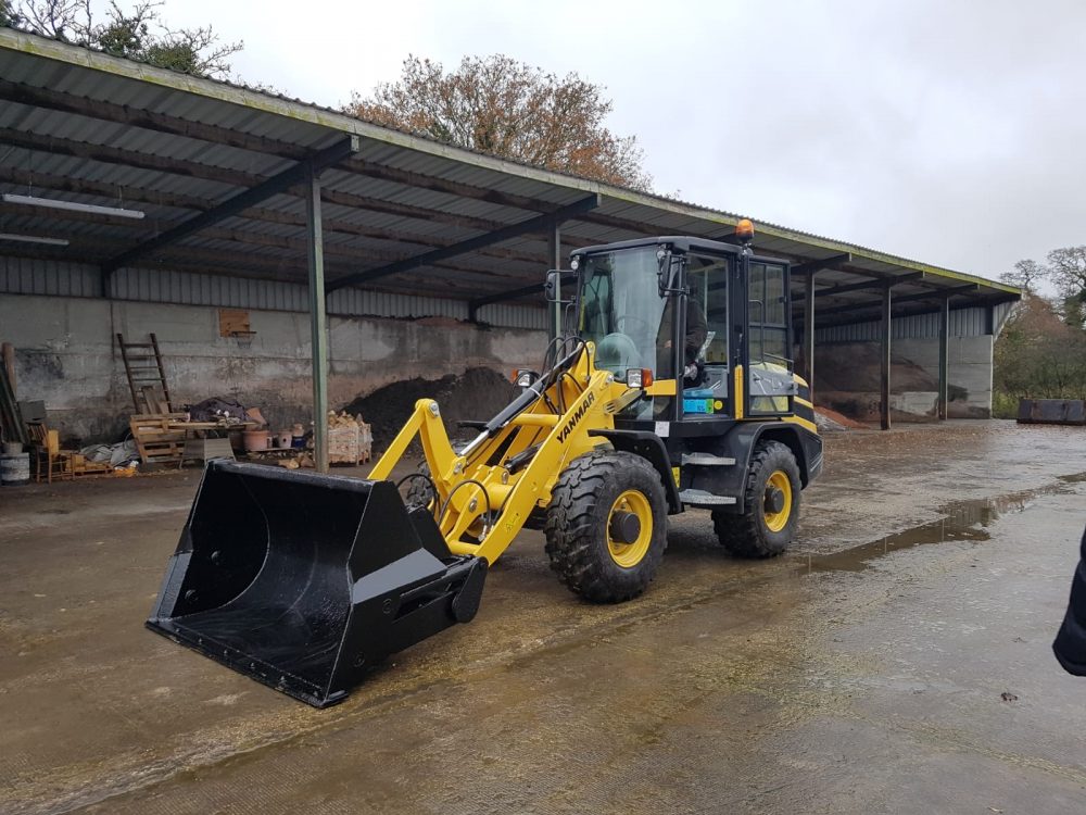 First Yanmar V80 wheel loader in the UK heads for Yorkshire's Master Spreading