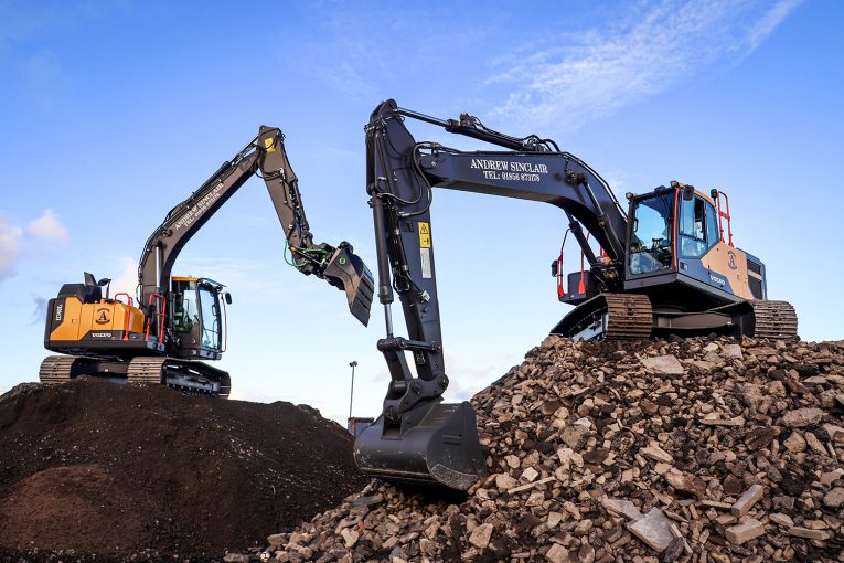 Andrew Sinclair Contractors opt for more reliable Volvo Excavators