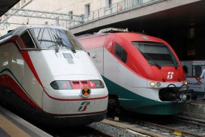 EIB finances new trains for Naples Circumvesuviana network