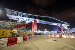 Hong Kong Airport relies on Mammoet to build world's longest airside bridge