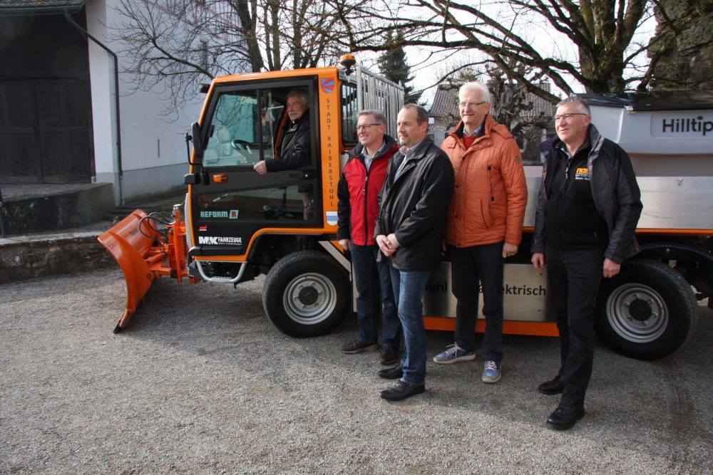 Electrical MK-Reform Boki implement carrier takes to the streets in Switzerland