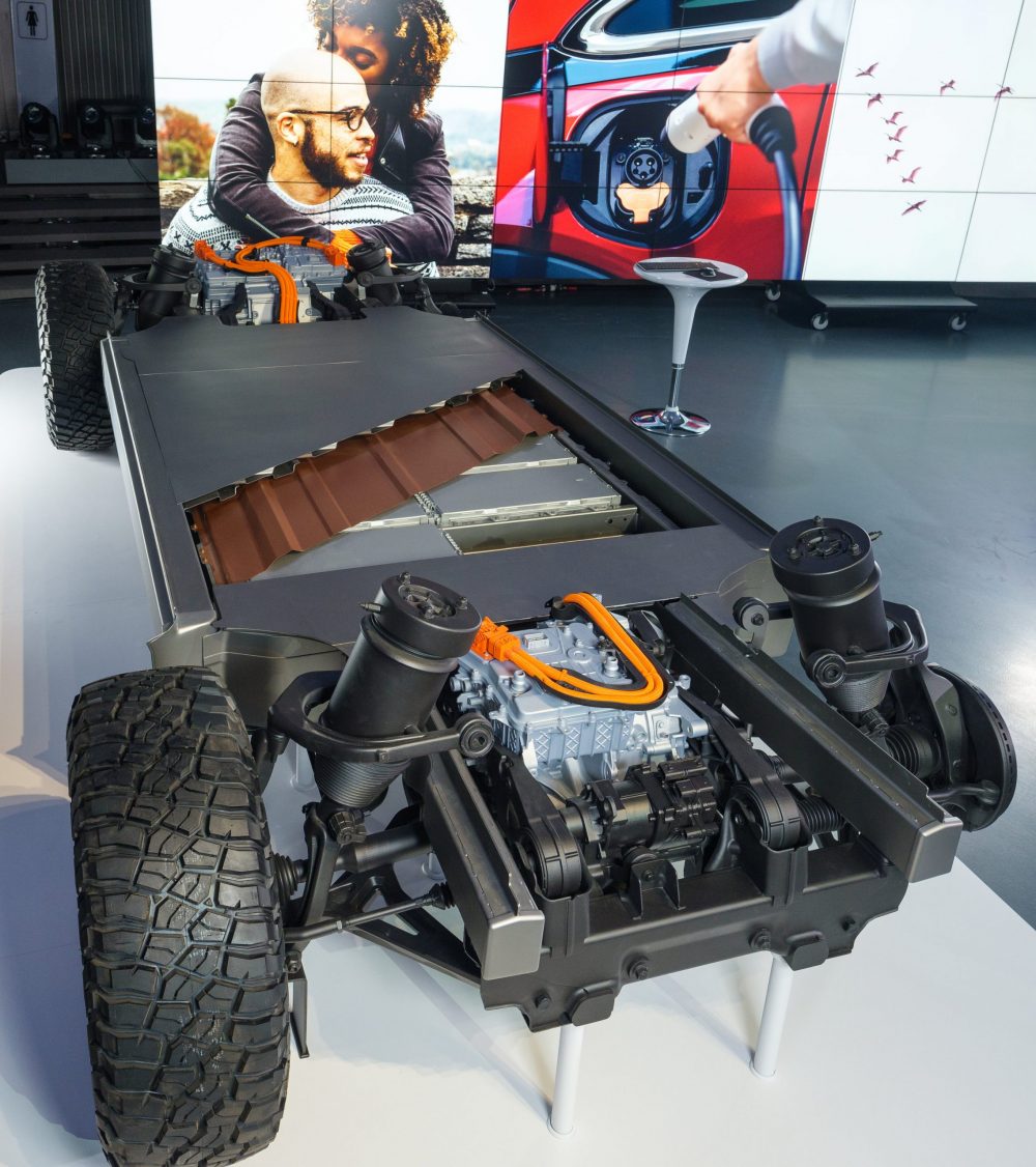 General Motors reveals its all-new modular platform and battery system, Ultium, Wednesday, March 4, 2020 at the Design Dome on the GM Tech Center campus in Warren, Michigan. (Photo by Steve Fecht for General Motors)
