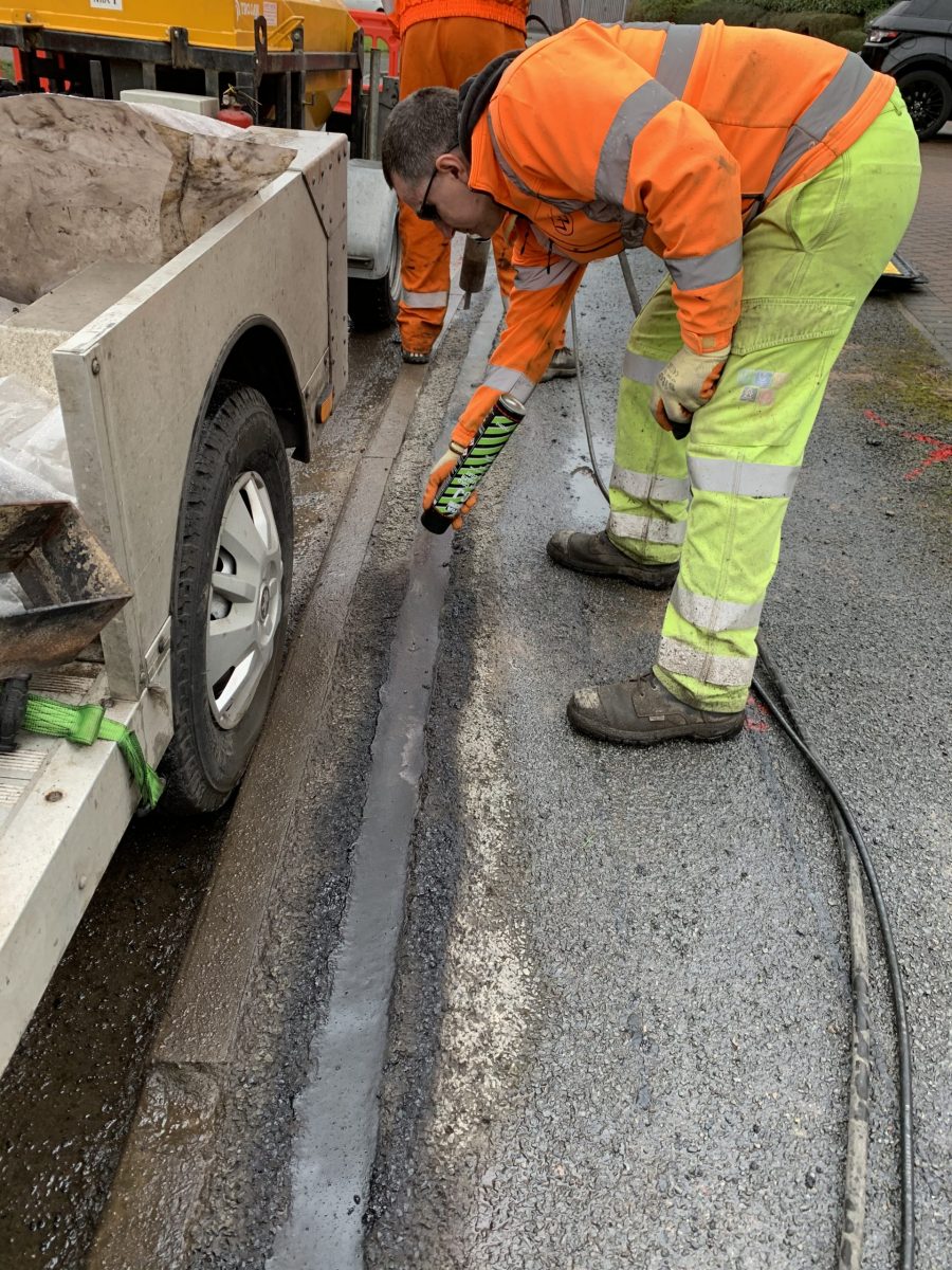 Roadmender Mastic narrow trench reinstatement