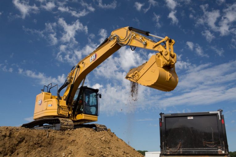 Compact radius design gives next gen Cat 325 Excavator better performance and Safety