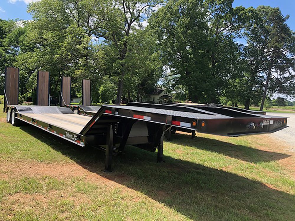 Talbert Manufacturing introduces the 35FG-BVTL fixed-neck, drop deck trailer for small- to mid-size equipment machinery movers.