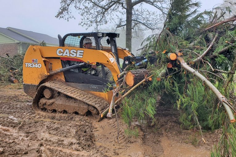 Team Rubicon Tornado Cleanup in Tennessee supported by Diamond Equipment