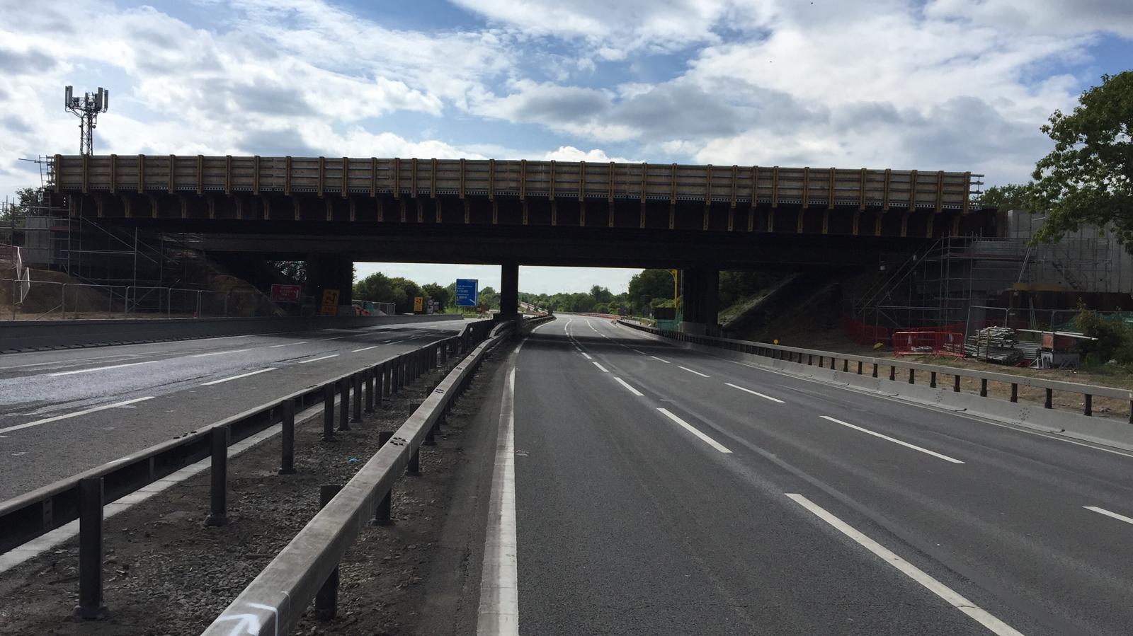 Highways England install two new bridges over the M4 motorway in one weekend