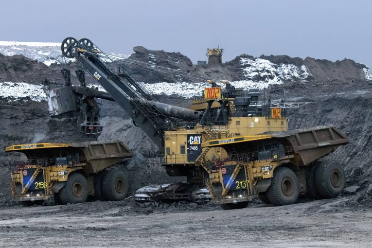 Caterpillar hauls 2 billion tonnes with their autonomous truck technology