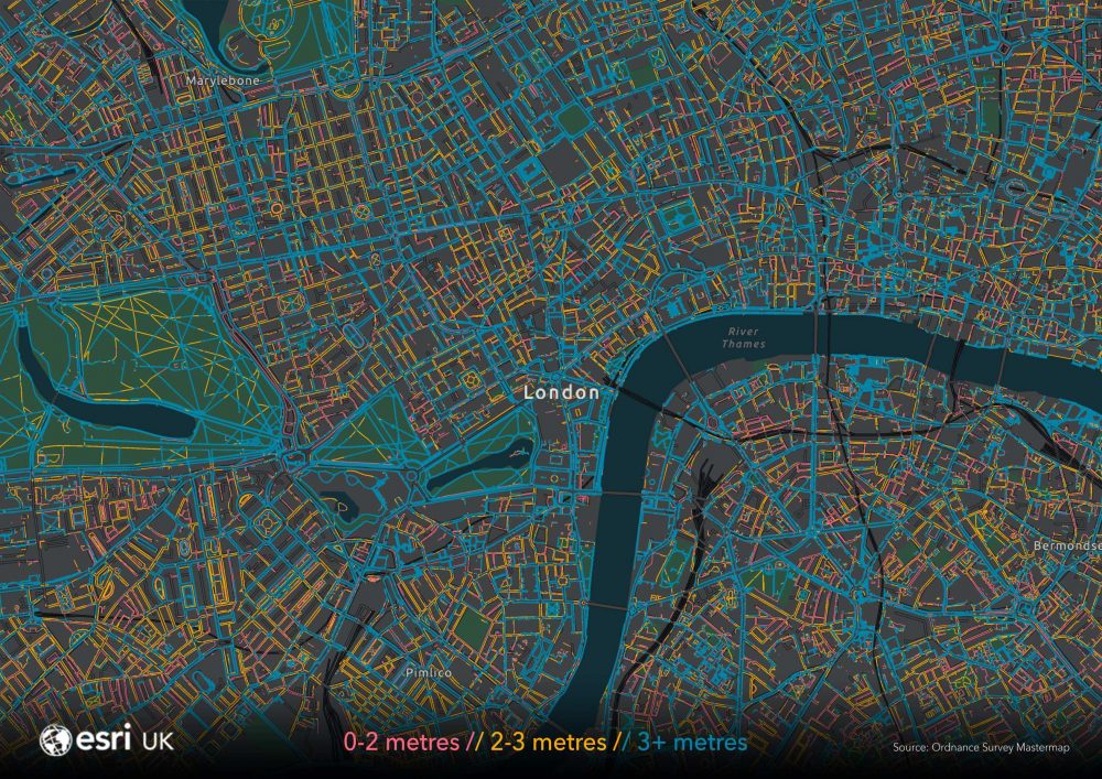 ESRI maps of pavement widths in UK help local authorities with social distancing plans