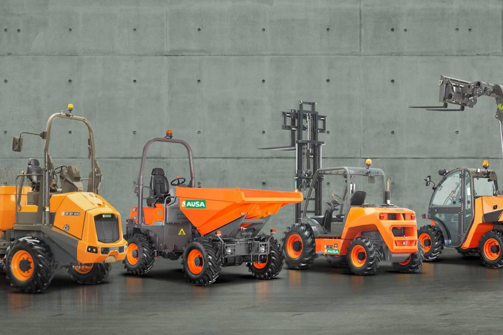 AUSA presentation introduces new dumpers, forklifts and handlers