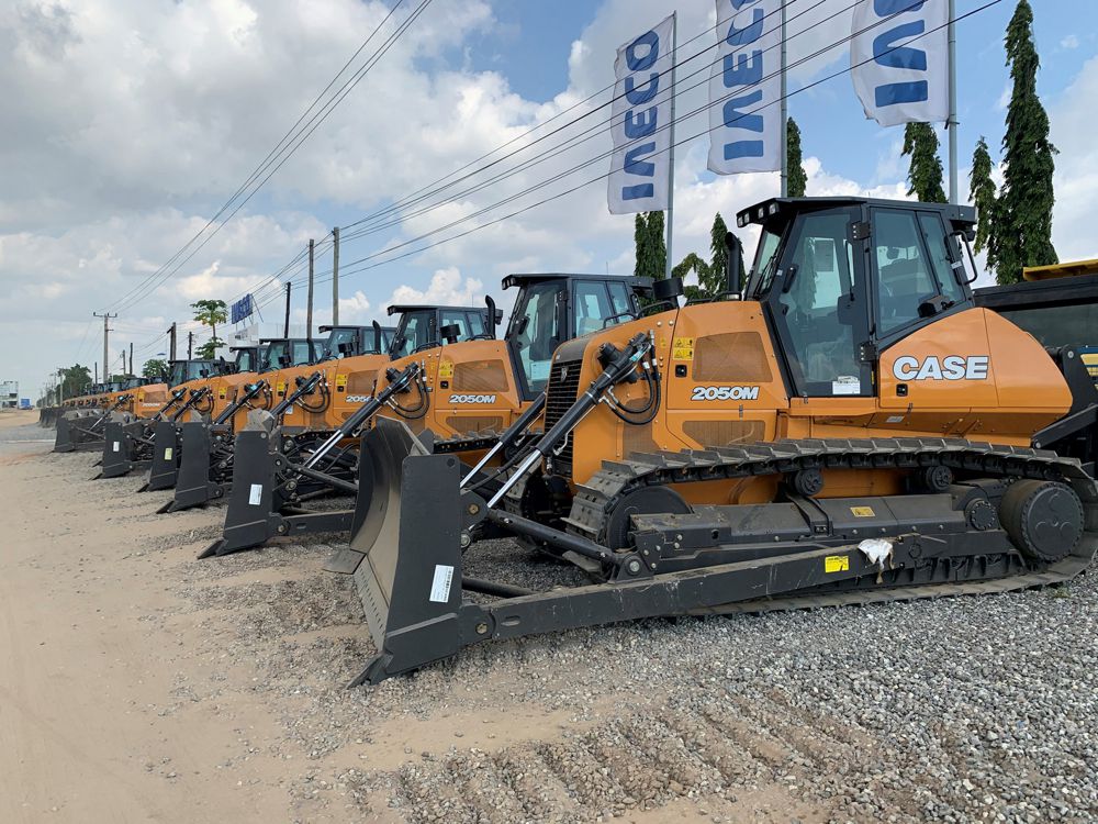 CaseCE delivering 125 backhoes, excavators, dozers and graders to Angolan Military