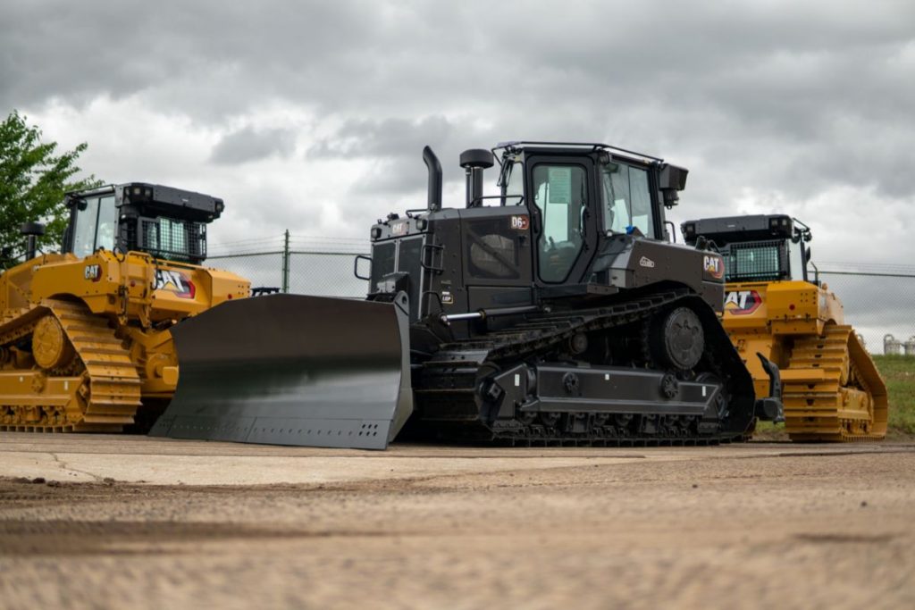 Caterpillar celebrates 35 years of production of 175,000 medium high drive dozers
