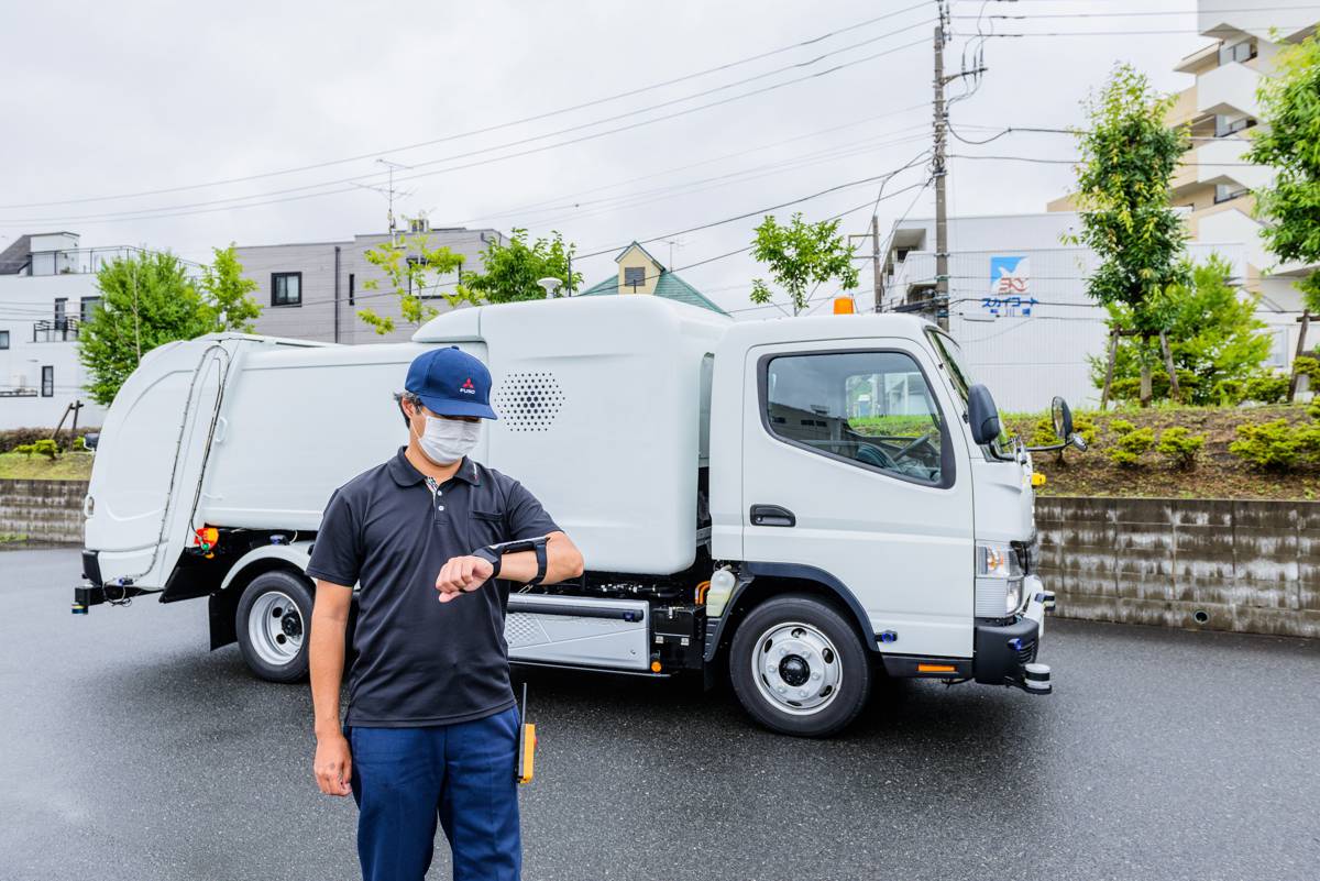 Daimler FUSO demonstrates eCanter SensorCollect refuse truck