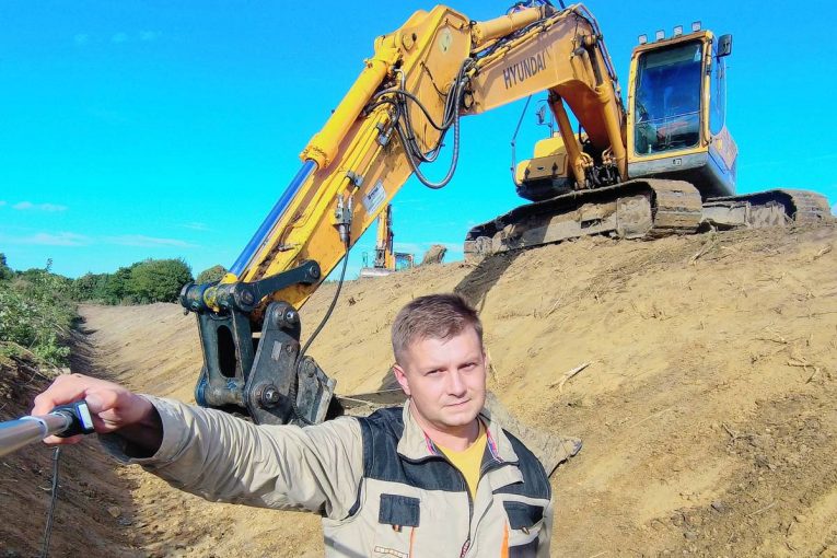 Brutal Digger puts Hyundai to the test in Russia
