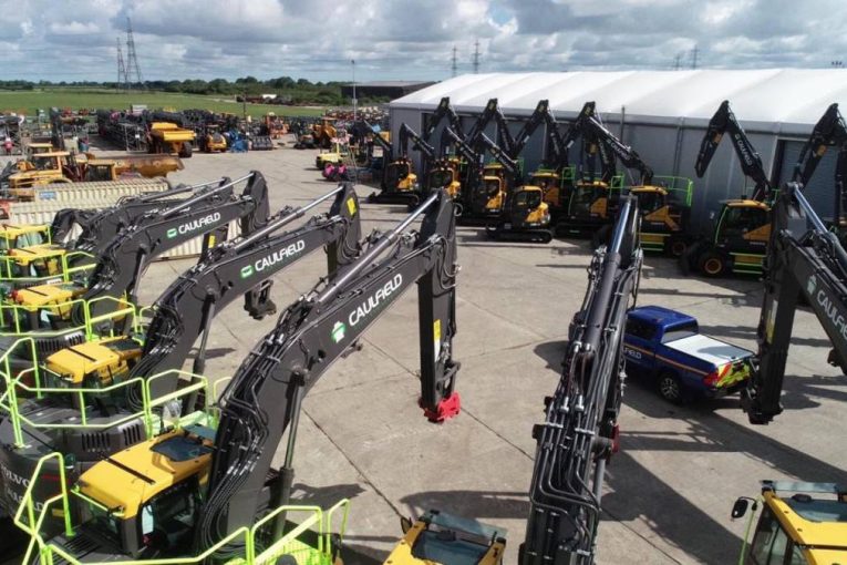Caulfield upgrades 22 new Volvo Excavators with GKD RCi's for Smart Motorway project