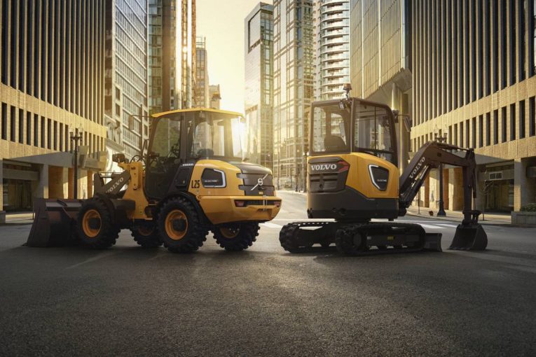VolvoCE electric machines available online in North America starting 19th August