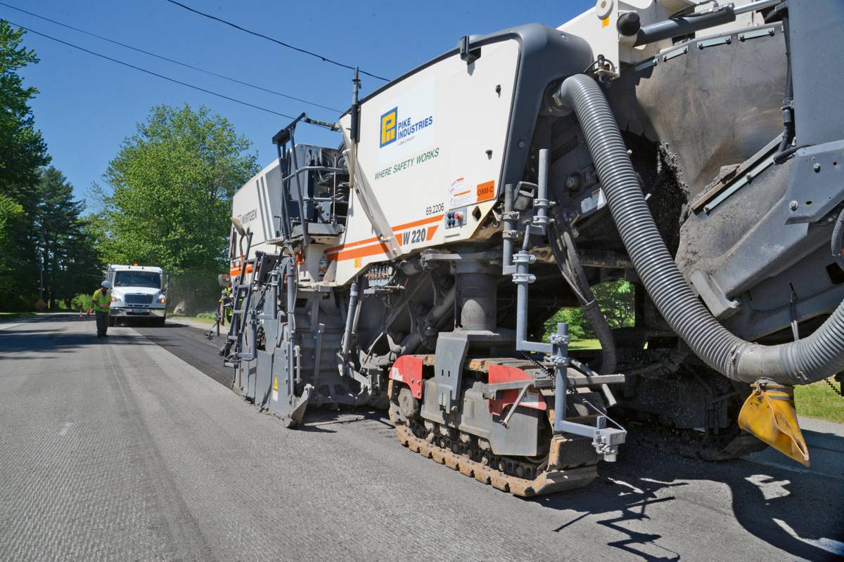 “A uniform milling pattern is extremely important to us, and a single set of PCD milling tools is enough to guarantee this each and every day for a long period of time,” says Tom Quinn, Head of Cold Milling and Pavement Removal at Pike Industries, explaining his choice.
