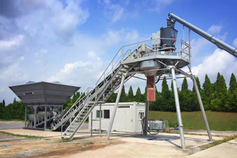 Liebherr LCM 1.0 pours a concrete mixing plant into a smaller package for smaller budgets