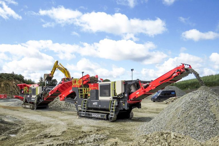 Sandvik and Macleod Construction celebrating 20 year partnership