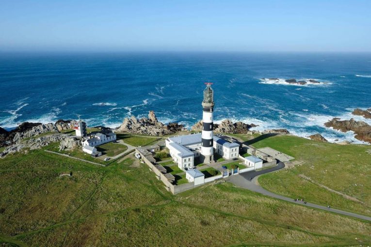 MB Crushers attachments cut raw materials costs on Ushant Island project