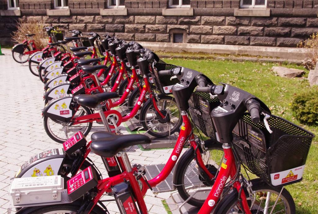 Headway urging cyclists to wear a helmet as UK Government kickstarts a cycling revolution